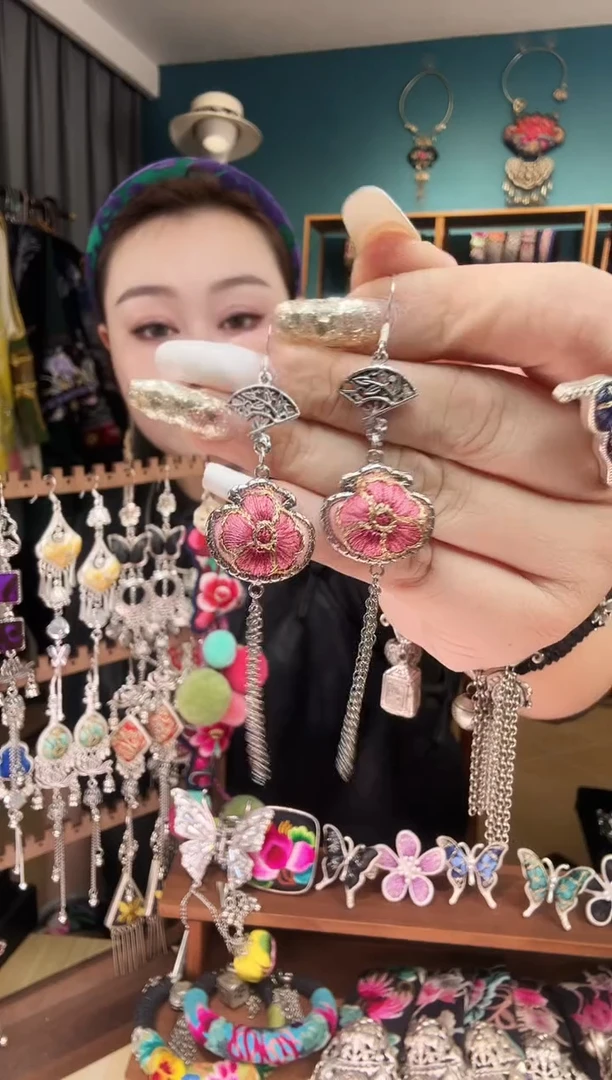 刺绣纯手工民族风刺绣耳环