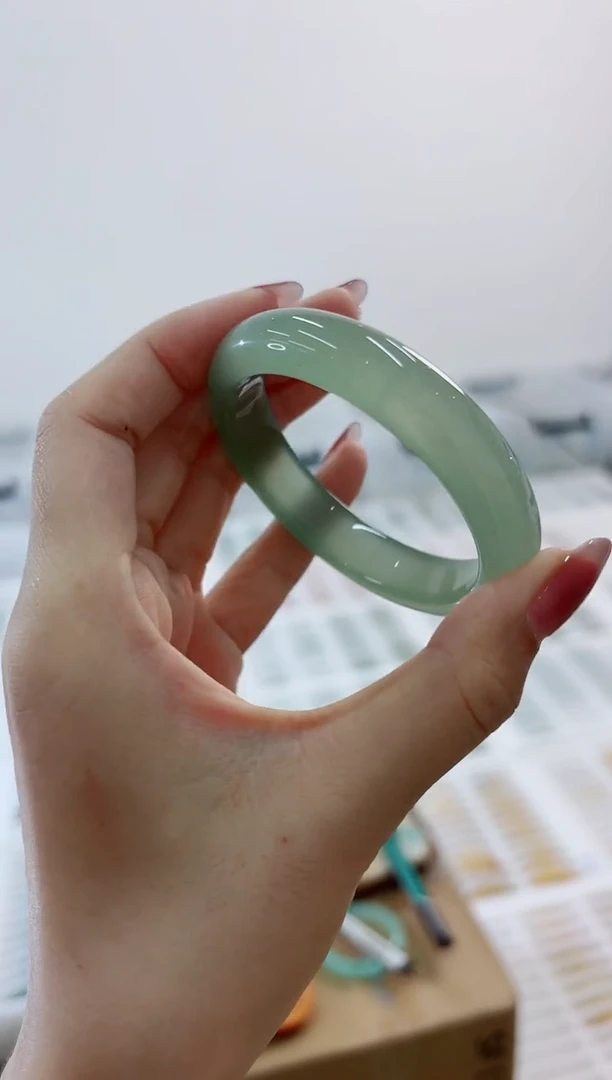 未镶嵌手镯石英质玉30-56D