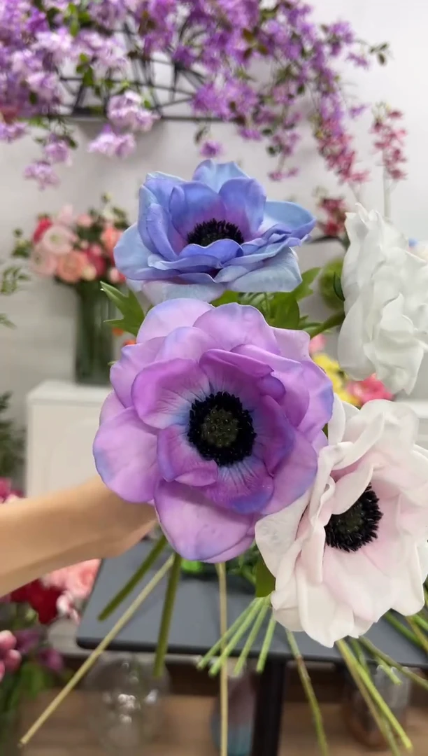 4枝混色手感保湿银莲