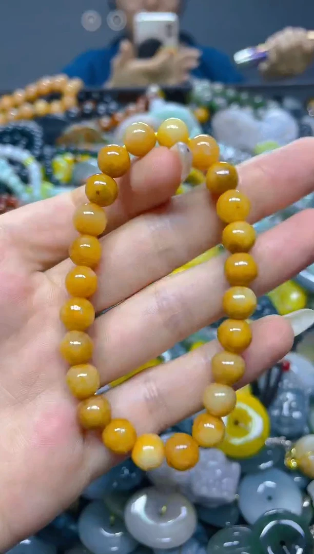 颈饰未镶嵌翡翠7MM/ J /翡翠A货，一件也是批发价