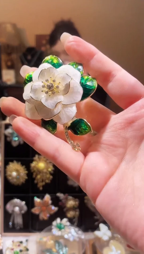 合成立方氧化锆铜合金白色花