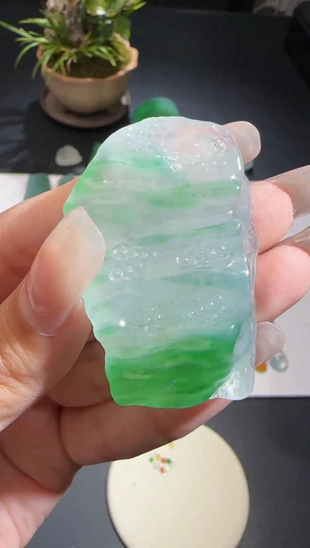 定制翡翠未镶嵌缅甸A货翡翠