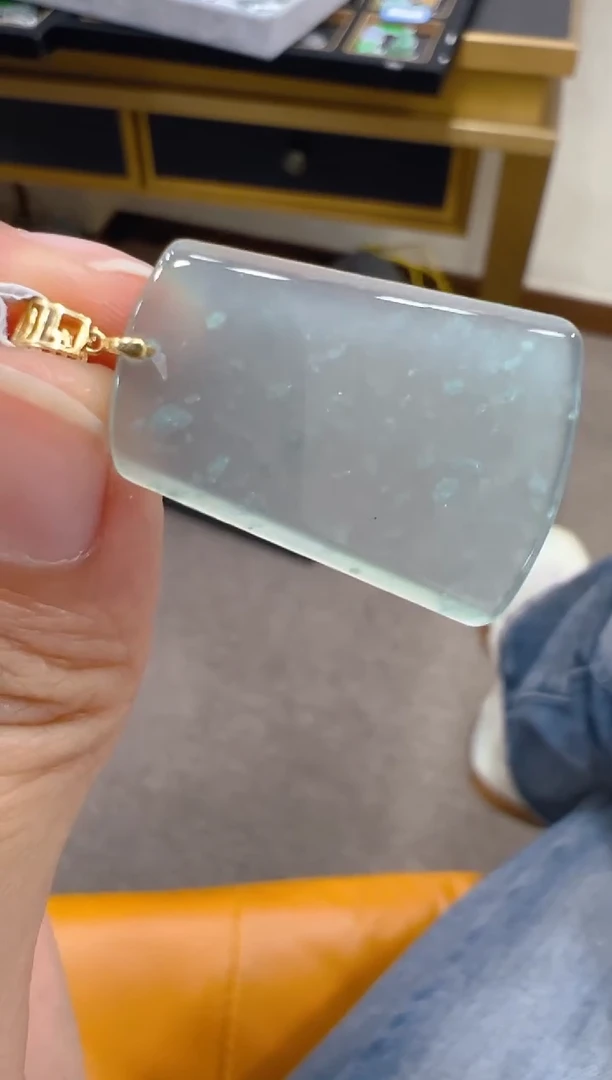 翡翠18K金镶嵌吊坠(不含链)多样性团购发一件