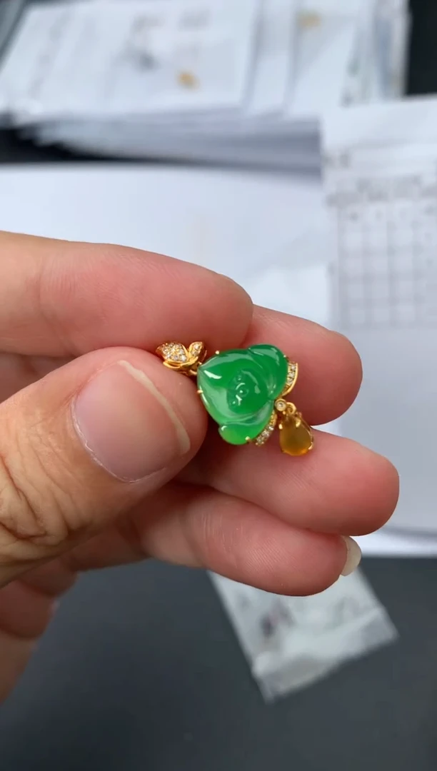 18K金镶嵌挂件翡翠@**@不退不换 无鉴赏期