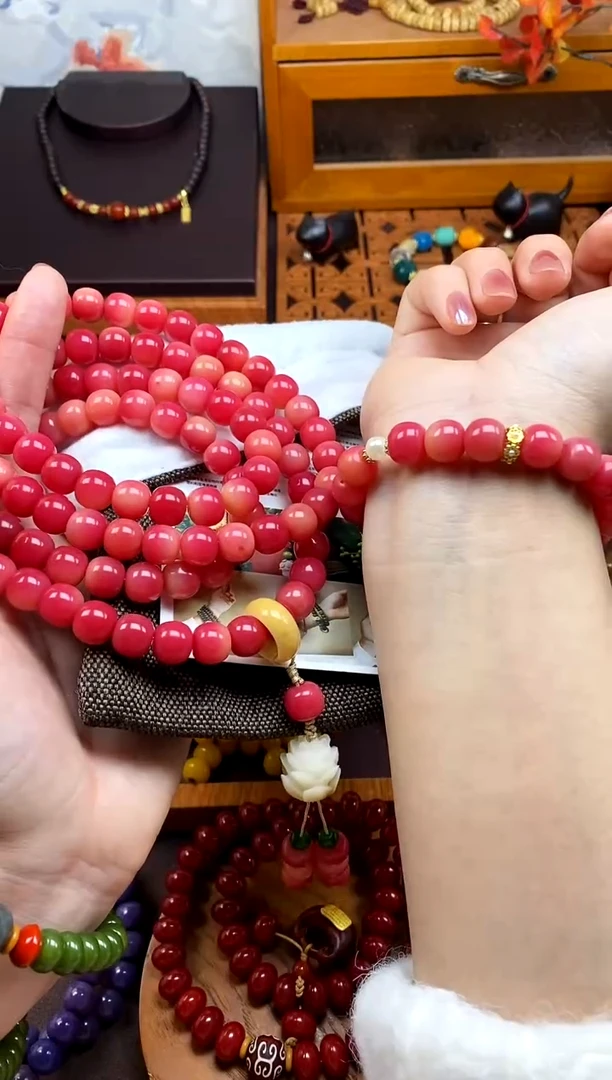 【闪购商品】白玉菩提手串粉菩提多圈雕刻莲花跑环款+单圈