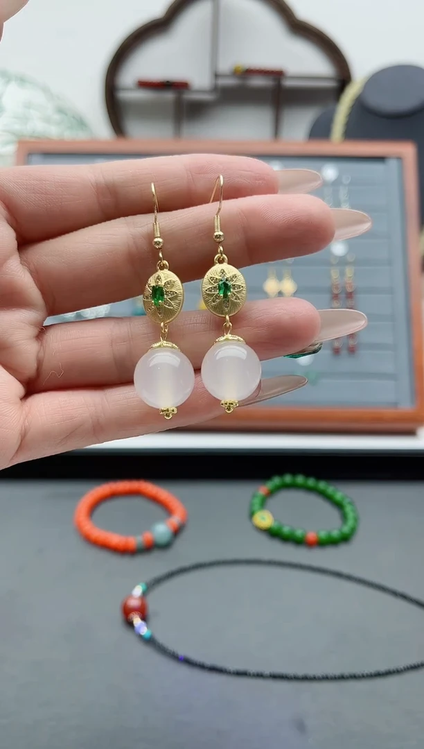 【闪购商品】玛瑙/玉髓耳饰银S925镀金镶嵌980变色红