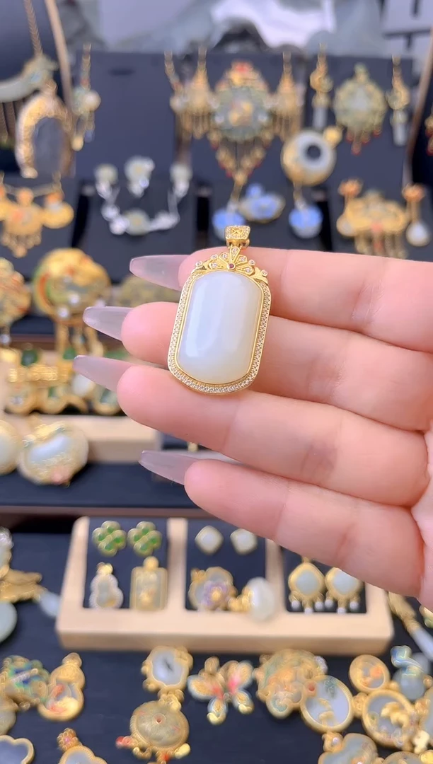 【闪购商品】和田玉吊坠银S925镀金镶嵌无事牌吊坠