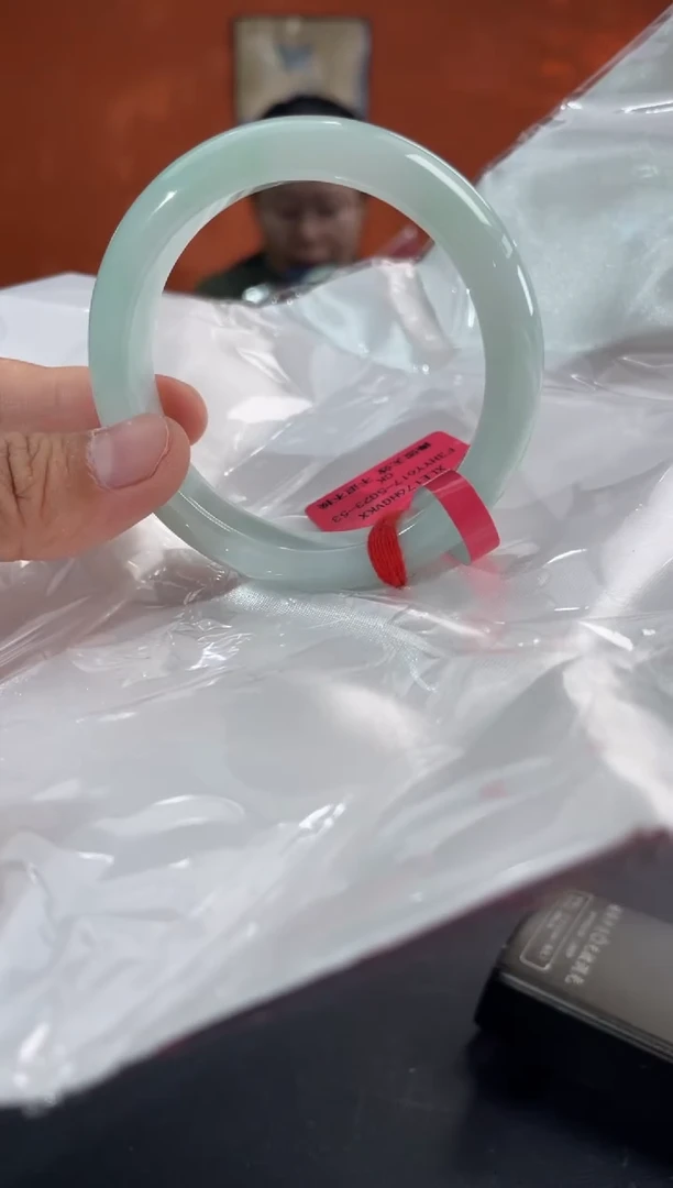 未镶嵌手镯翡翠翡翠手镯