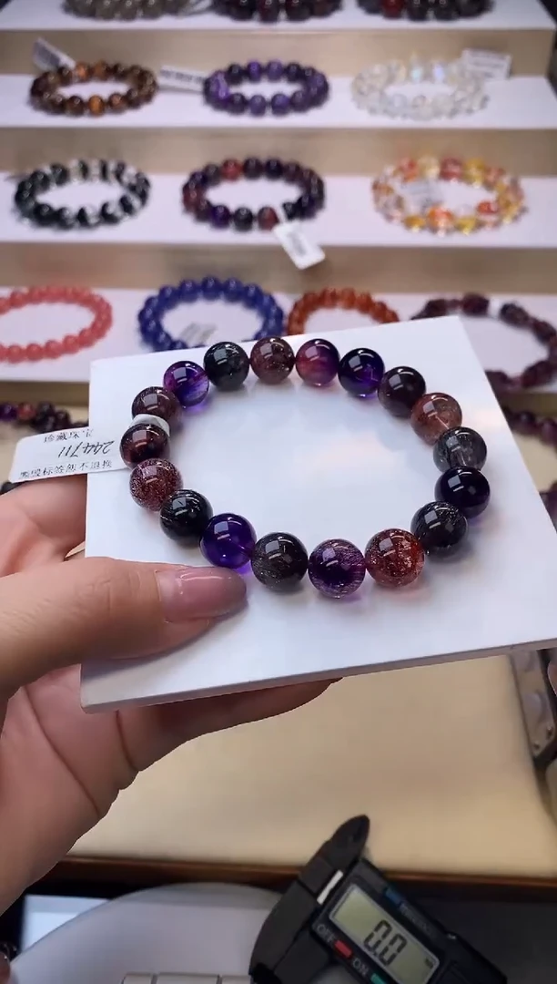 【闪购商品】水晶手链未镶嵌黑加仑超七11m+