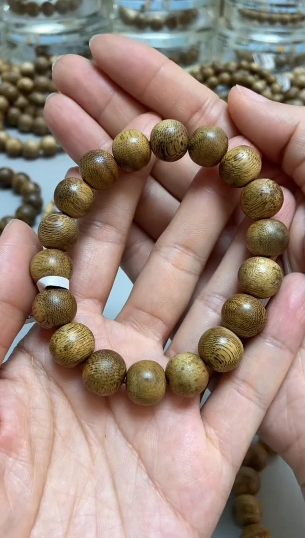 手串沉香海南莺歌绿圆珠单圈1.2+微瑕多样性发其一