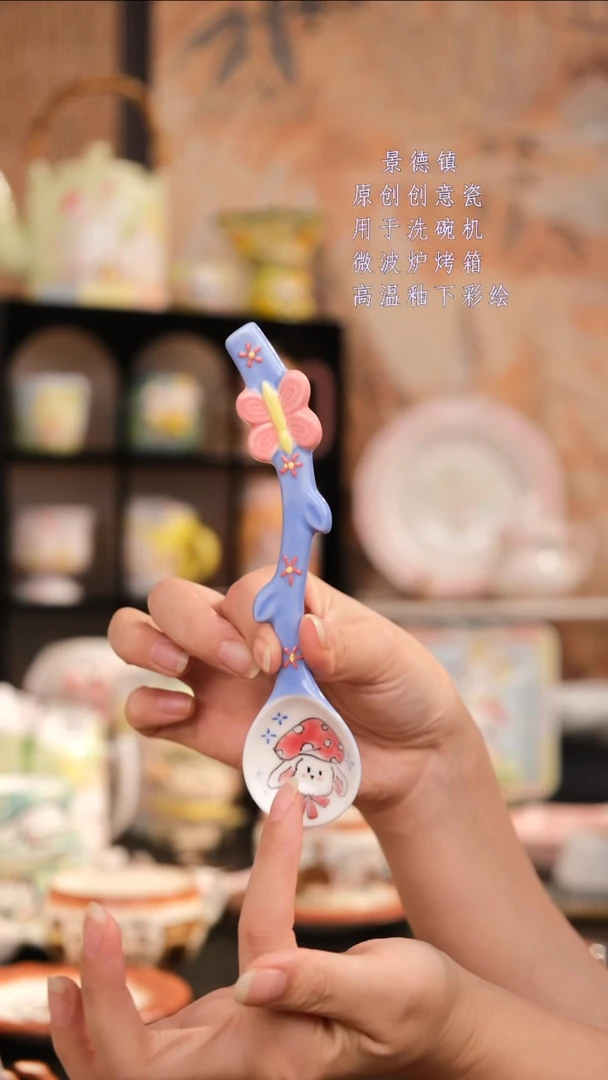 摆件景德镇手工手绘设计师款