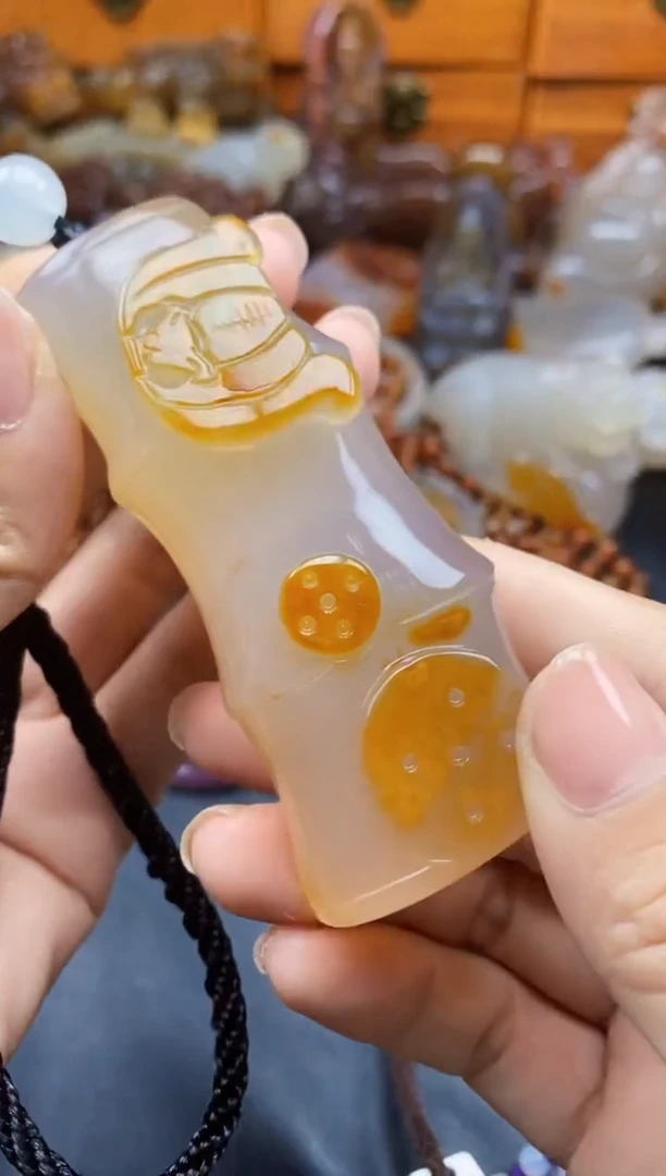 未镶嵌1玛瑙/玉髓尘*ll