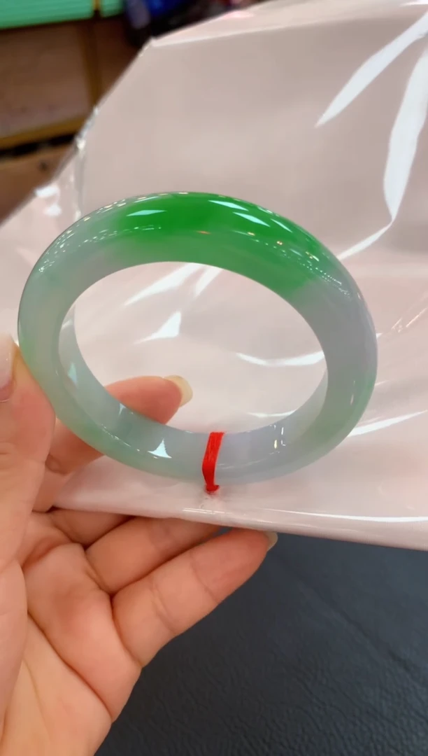 翡翠手镯未镶嵌2号天然缅甸A货翡翠手镯