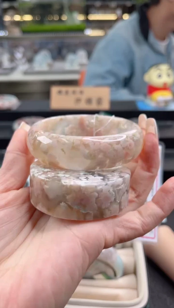 未镶嵌手镯石英质玉60圈口（赠品镯心）3s9001