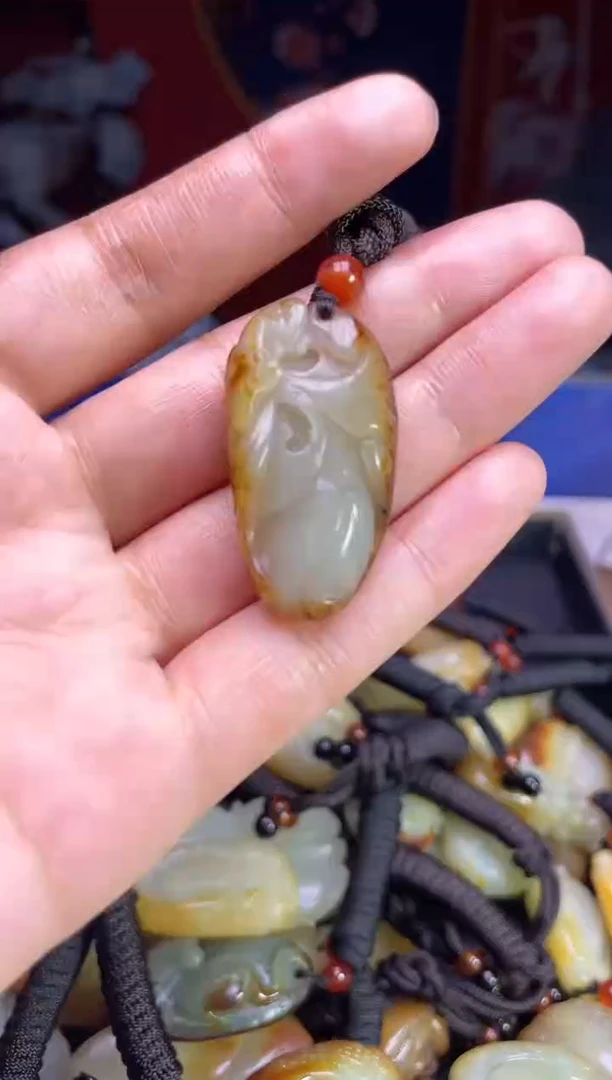 颈饰未镶嵌和田玉12