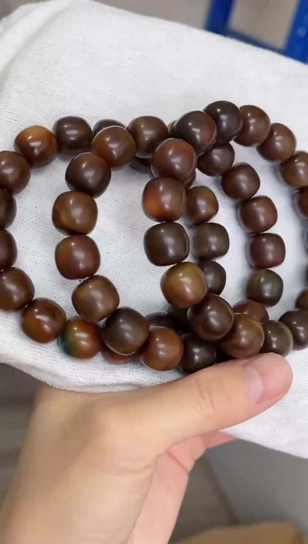 菩提根/象牙果手串猪油干磨桶珠12*13手串
