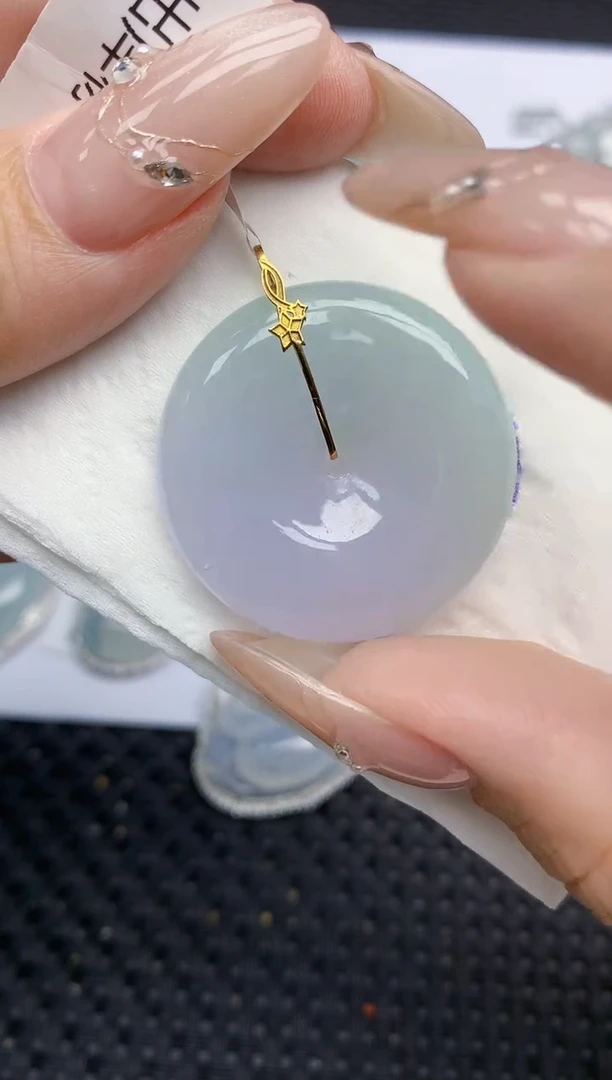 颈饰18K金镶嵌翡翠174   天然翡翠A货  百元以上9米证书费自理