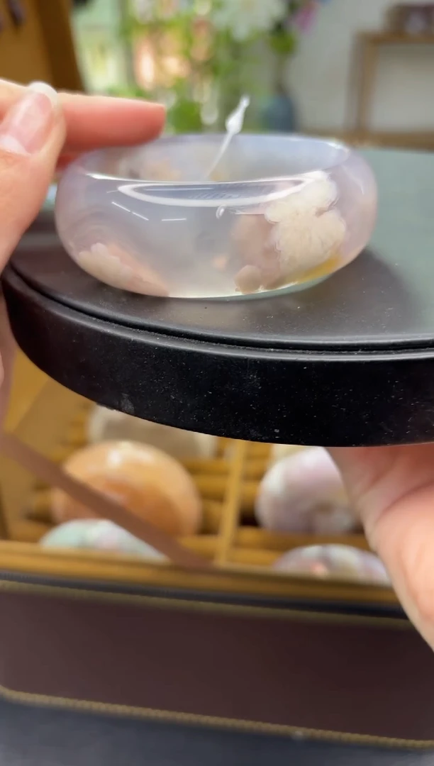 【闪购商品】石英质玉手镯未镶嵌C87(58圈)