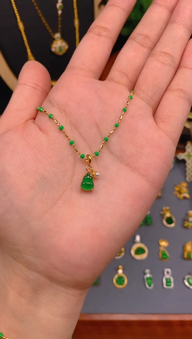 【闪购商品】翡翠吊坠(不含链)银S925镶嵌葫芦万能扣