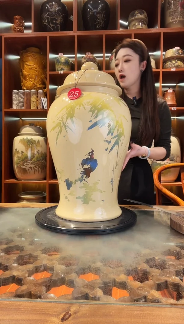 罐李旭泽作品白泥水缸@25