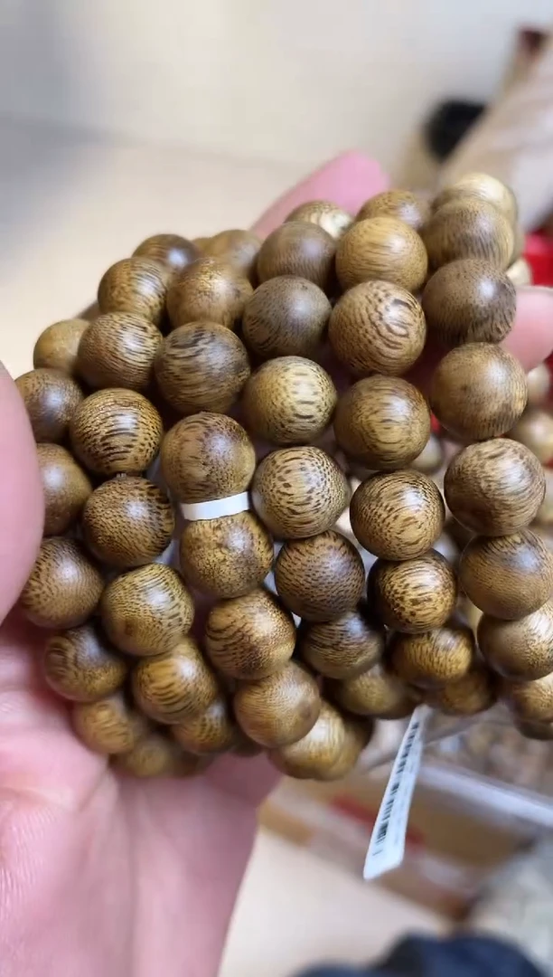 【闪购商品】沉香手串莺歌绿圆珠单圈1.1多样性发其一