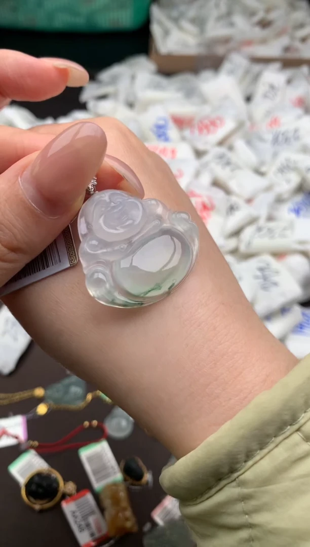 【闪购商品】翡翠挂件18K金镶嵌 一