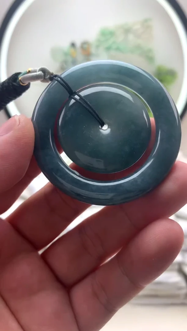 颈饰未镶嵌翡翠子母扣