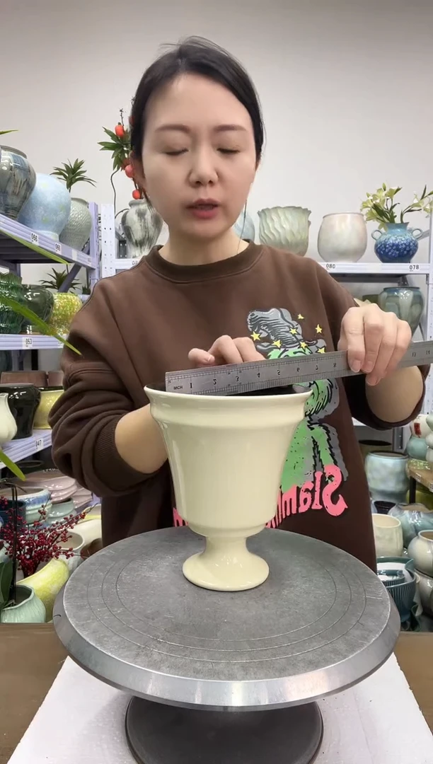 【12.26】花盆链接 高：17  口：14