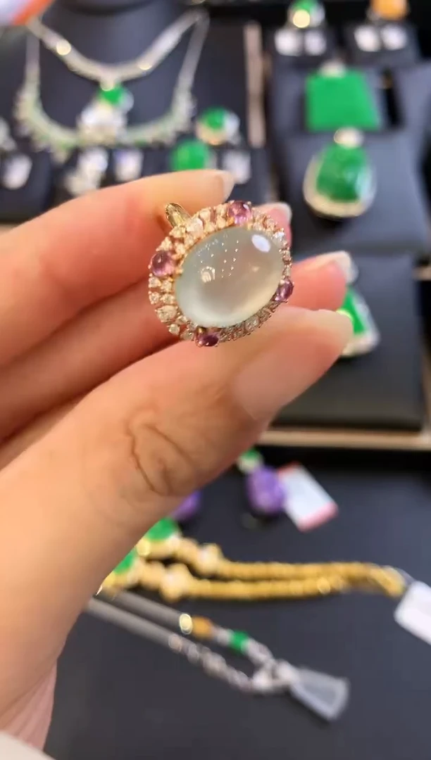 翡翠戒指18K金镶嵌m130