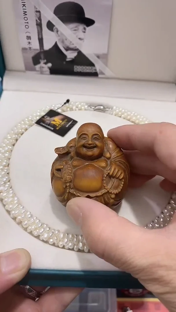 瓷片闪购商品 如图所示