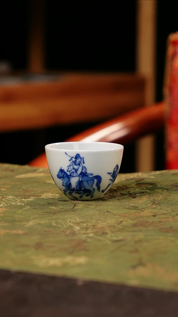 饮中八仙青花卧足杯