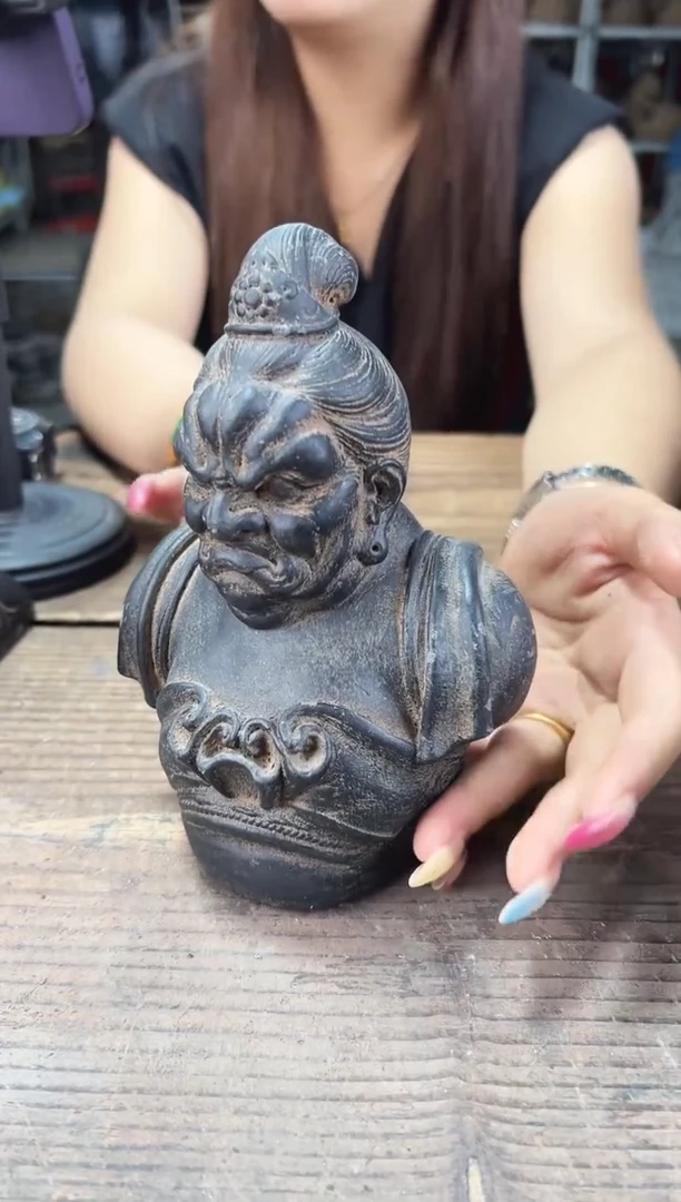 陶土【火山泥】力士像