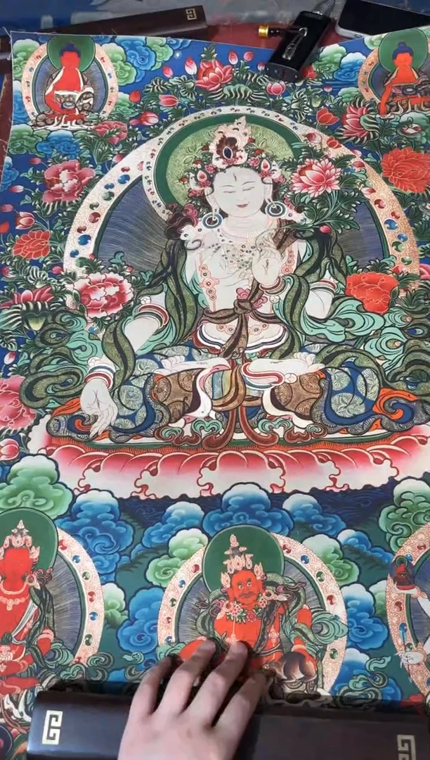 卷轴画龙妹的唐卡tk16