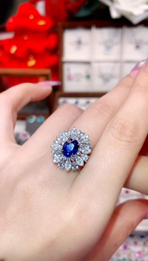 蓝宝石戒指铂Pt950镶嵌1.76ct/天然宝石/七天无理由