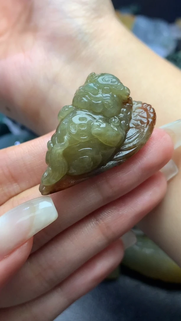 未镶嵌定制翡翠毛货 41.8-32.7-22.8