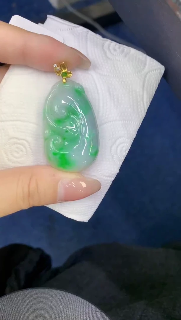 颈饰未镶嵌翡翠缅甸天然翡翠A货