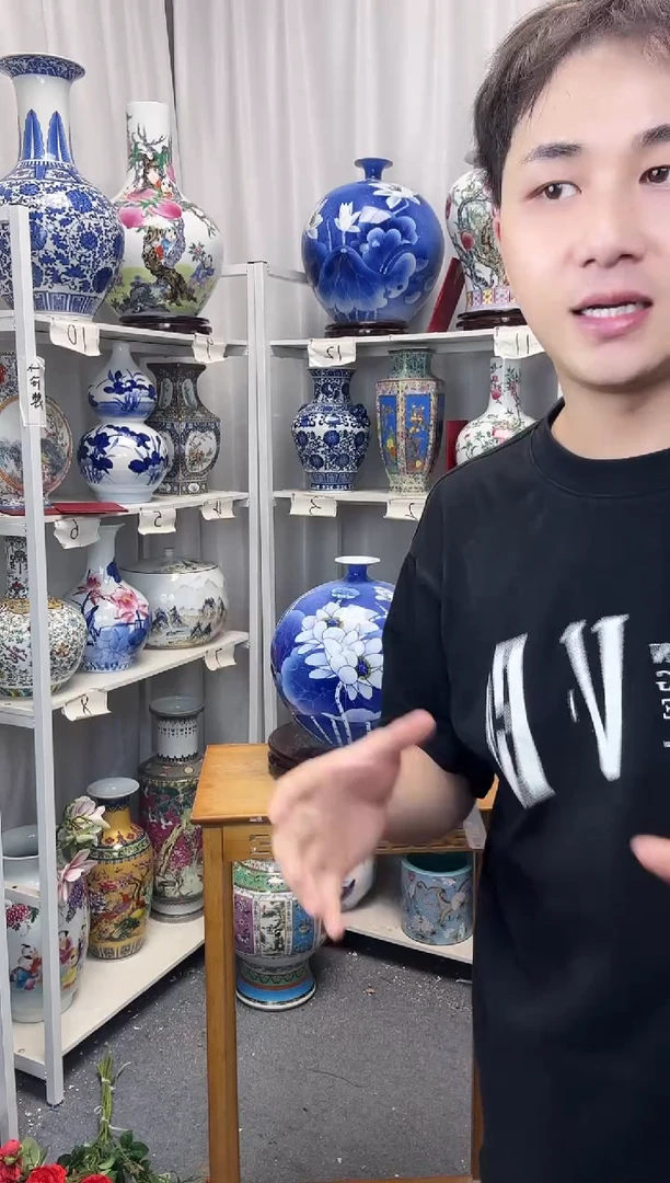 摆件景德镇王建锋老师荷花石榴小号高28左右带证书带底座