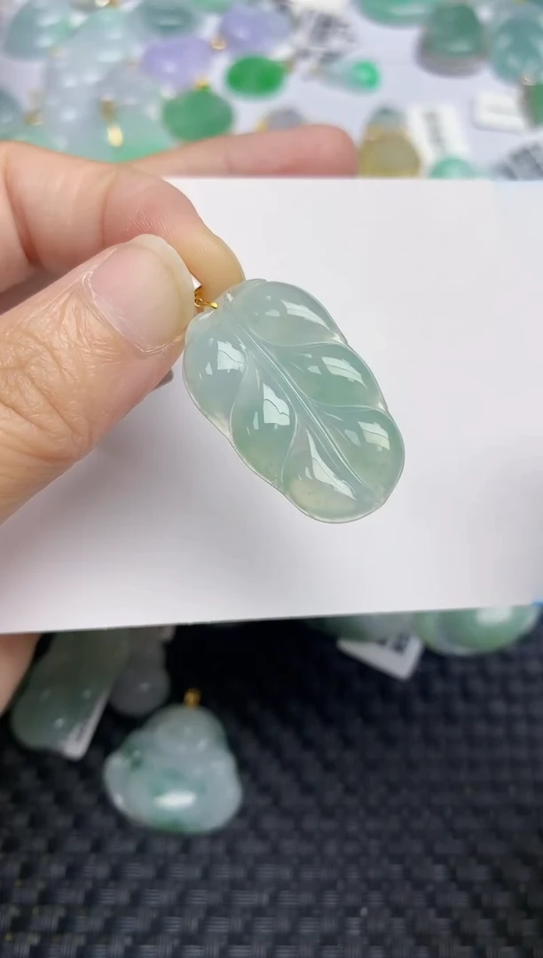 颈饰18K金镶嵌翡翠天然缅甸A货翡翠百元以上9元证书费自理