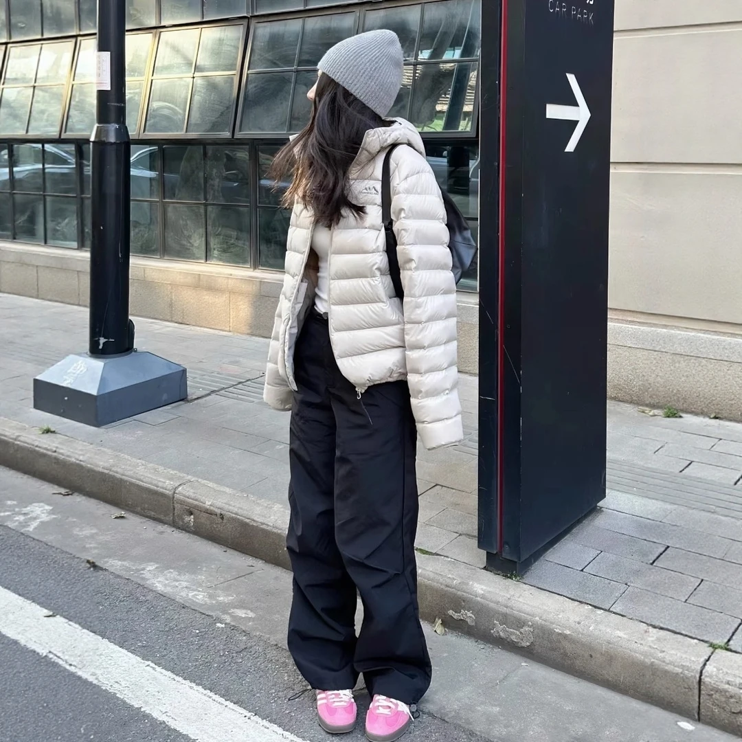 排骨羽绒服女2025新款轻薄白鸭绒短款宽松显瘦韩版运动连帽外套潮