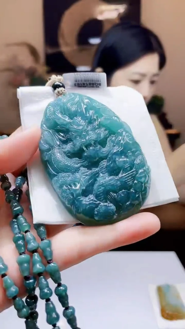未镶嵌定制翡翠吊坠115