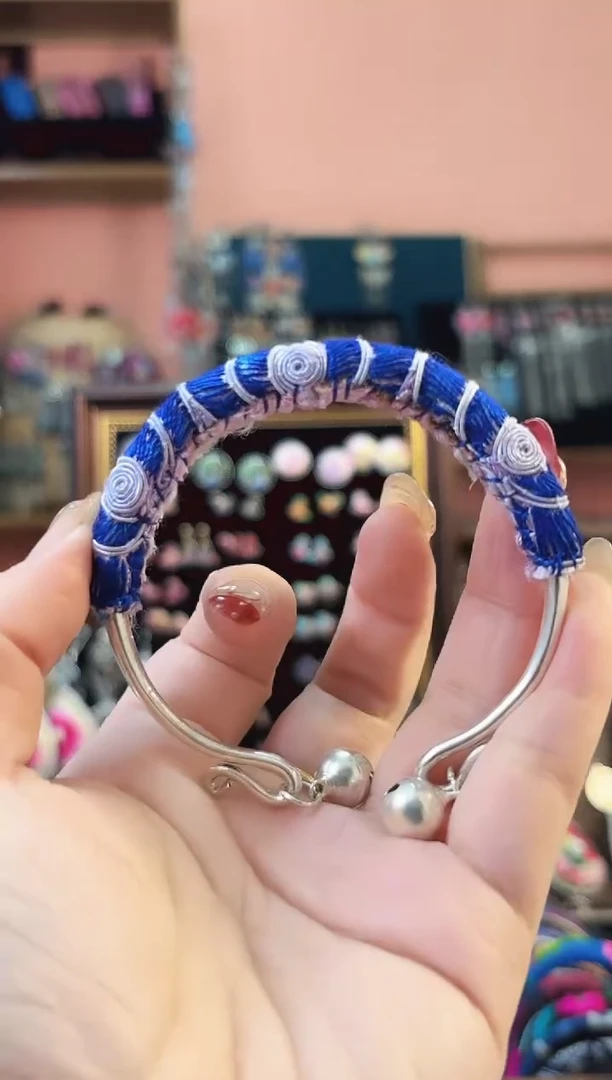 织绣艺枝独绣手工饰品133