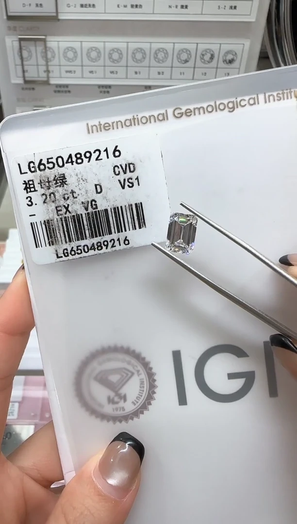 【闪购商品】实验室培育钻石未镶嵌@ 3.2ct 先鉴赏，再定制！