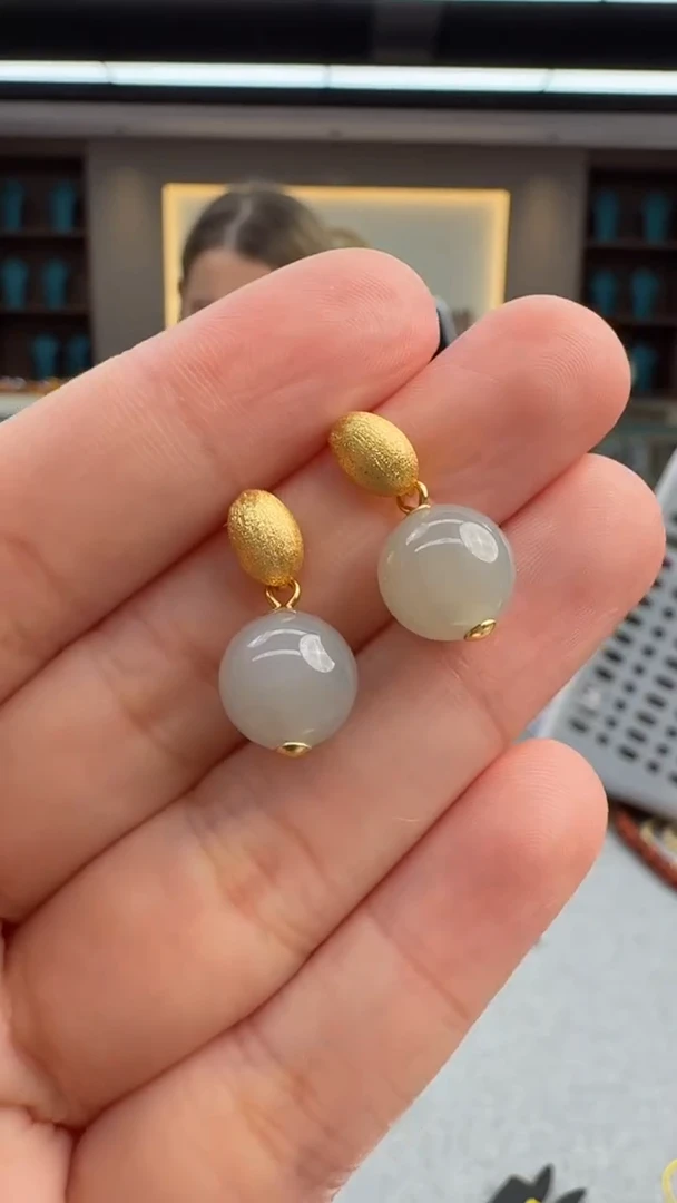 未镶嵌和田玉耳饰391秒拍号 假一罚三