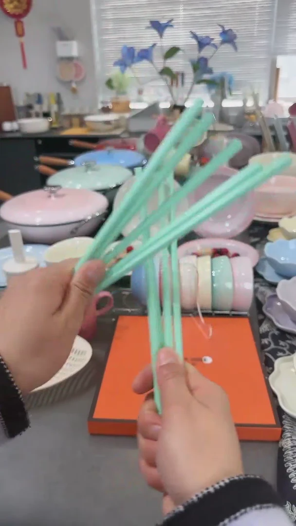 【闪购商品】瓷筷子SPS6双盒装-孔雀青