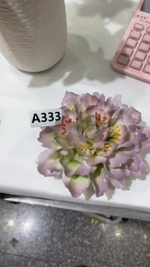 陶瓷花年***哈手捏花-A333