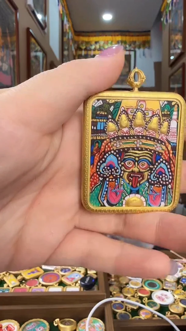 吊坠扎基拉娒--纯手绘矿物原料唐卡