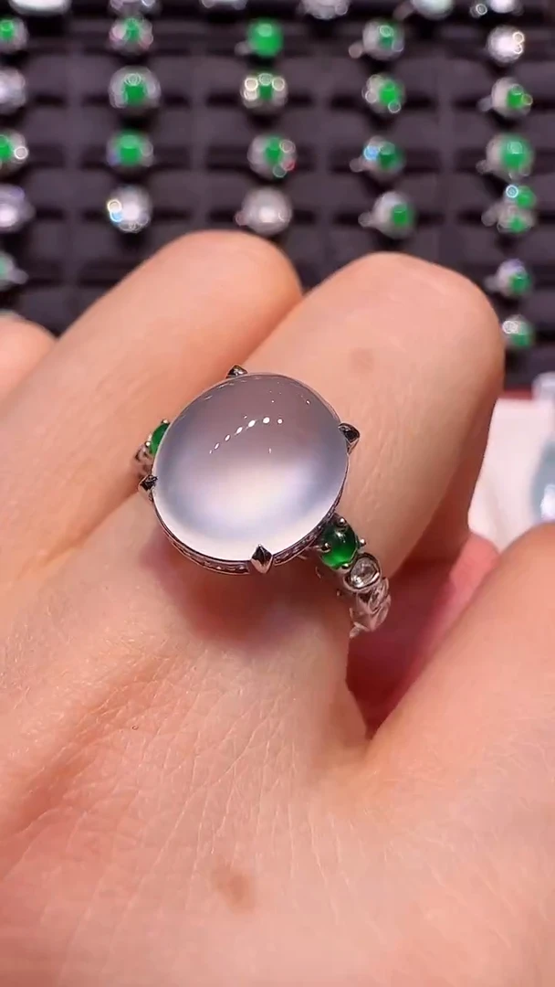 【闪购商品】翡翠戒指18K金镶嵌戒指