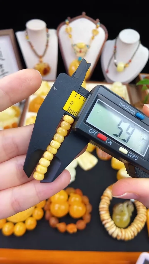 琥珀未镶嵌珠宝奇石柒月