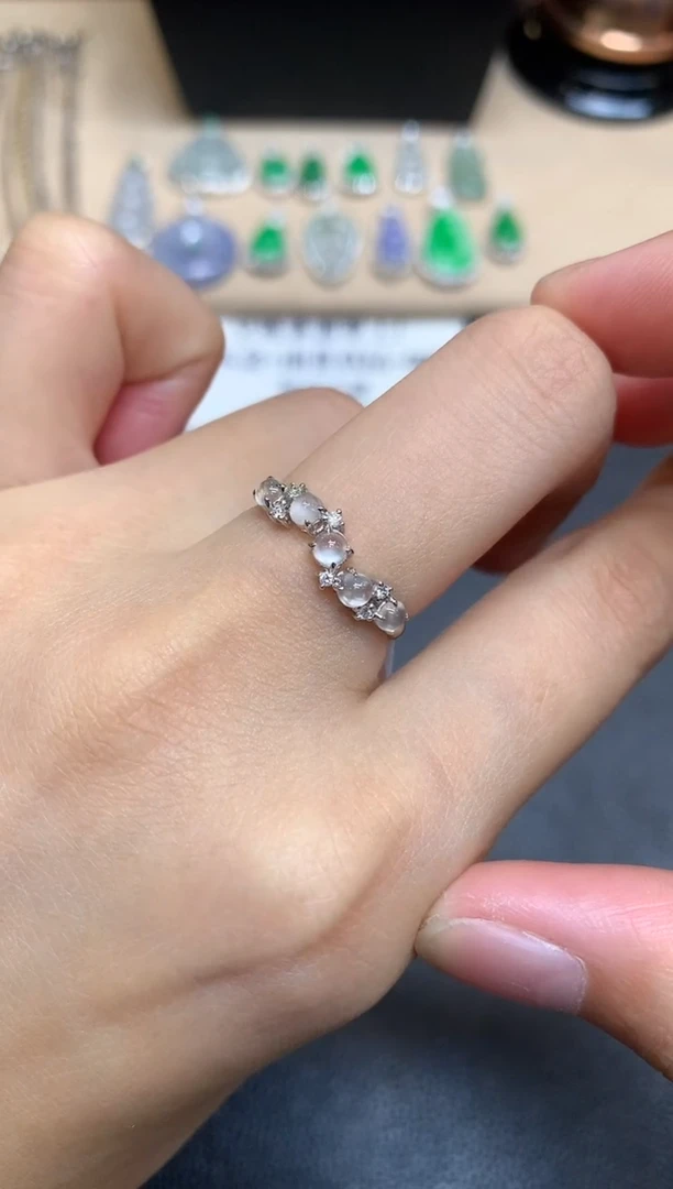 翡翠戒指18K金镶嵌蛋面【无服务费