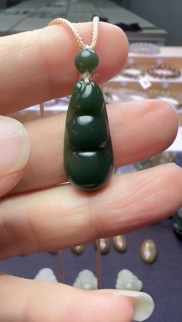 颈饰未镶嵌和田玉98号链接